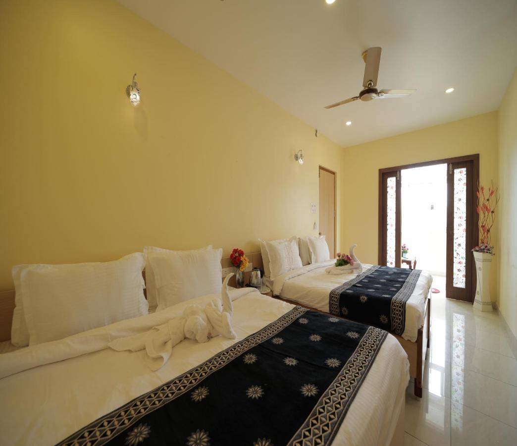 Nadanam Inn Pondicherry Exterior photo